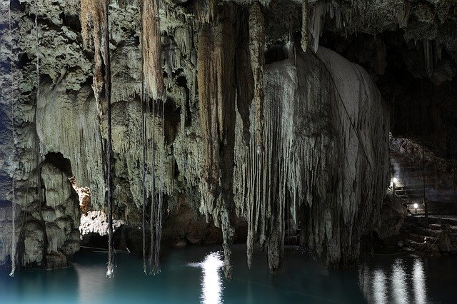 Grotta Toirano: storia, come si arriva, orari di visita e prezzo