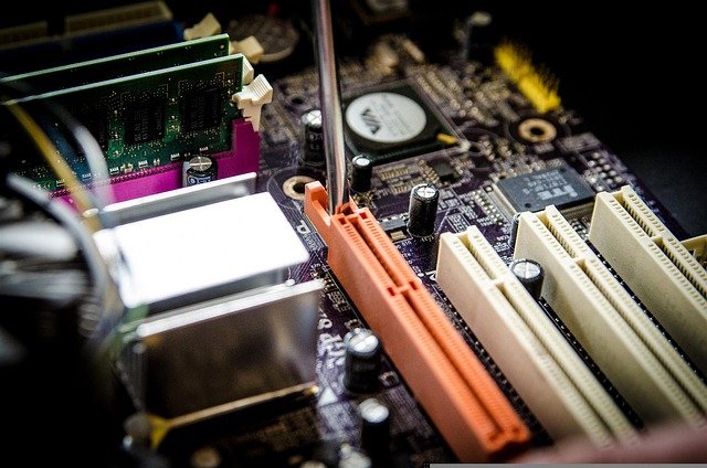 Componenti elettronici: alla scoperta del diodo schottky